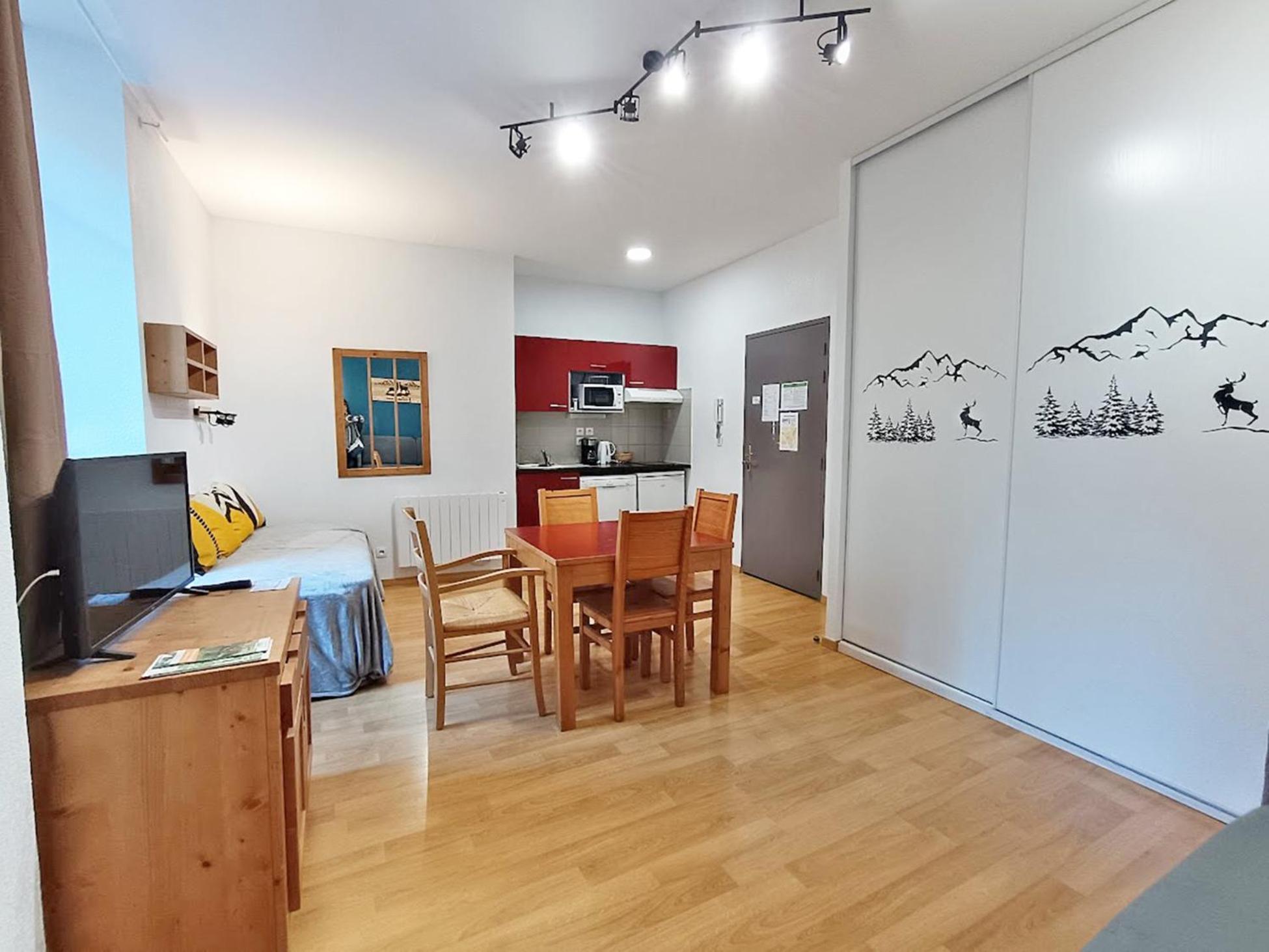 Frimousse, Studio, Wifi, Centre Luchon, Casier A Skis, Ascenseur, 4 Personnes Bagnères-de-Luchon Eksteriør bilde